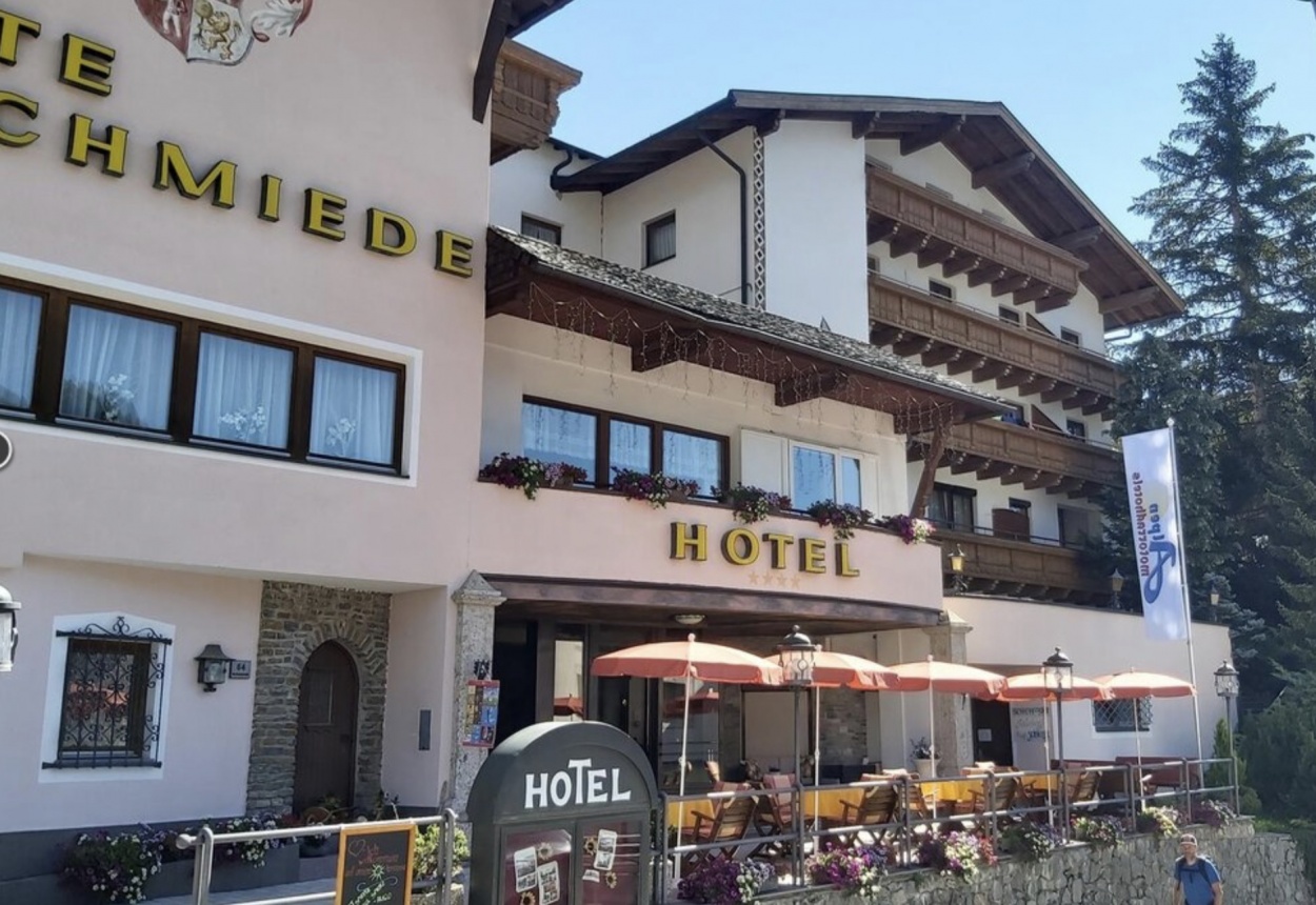 Cyclist Hotel Alte Schmiede in Serfaus in Tirol